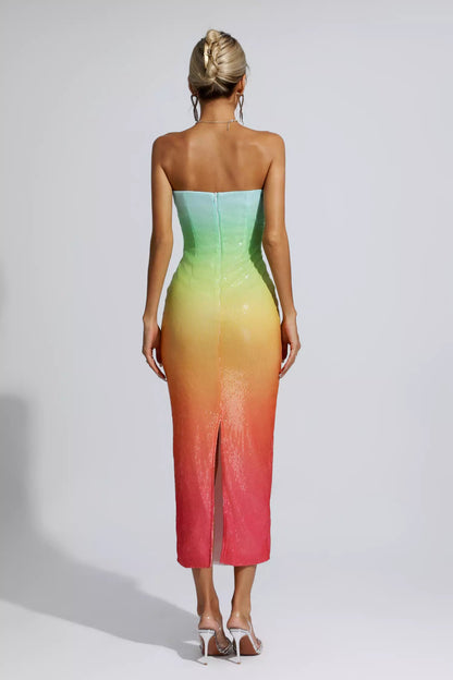 Effortlessly Elegant Dress with a Timeless Design