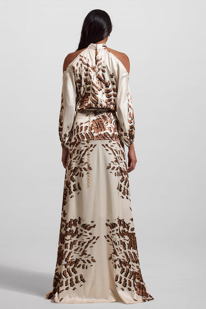Beautifully Crafted Dress in a Classic Style