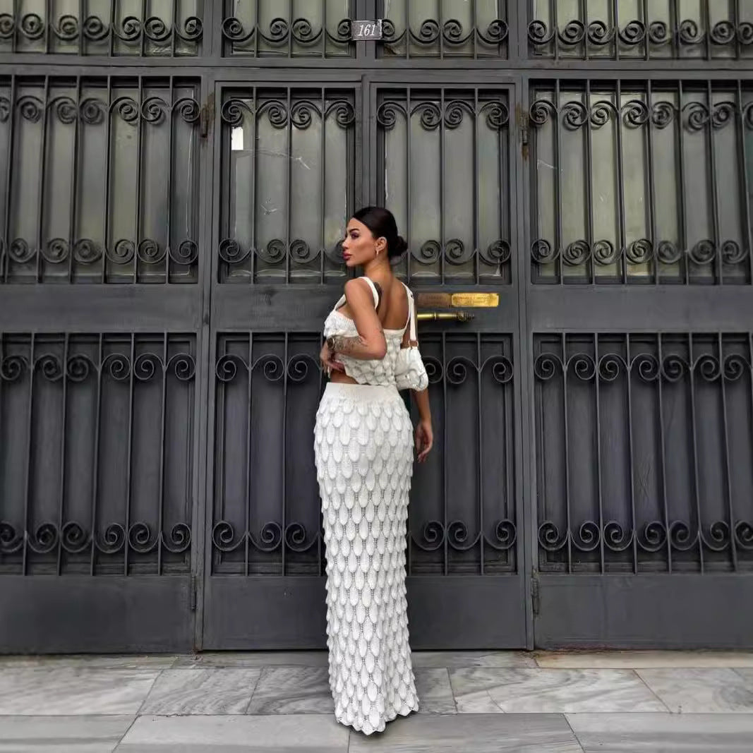Sophisticated Garment with a Clean Classic Look