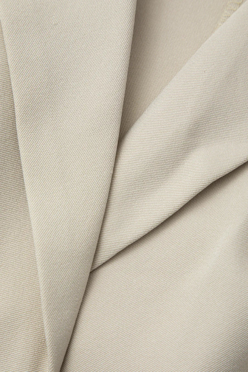 Classic Vintage Pants with a Flattering Fit