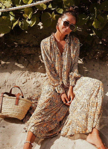 Classic Vintage & Enduringly Stylish Dress