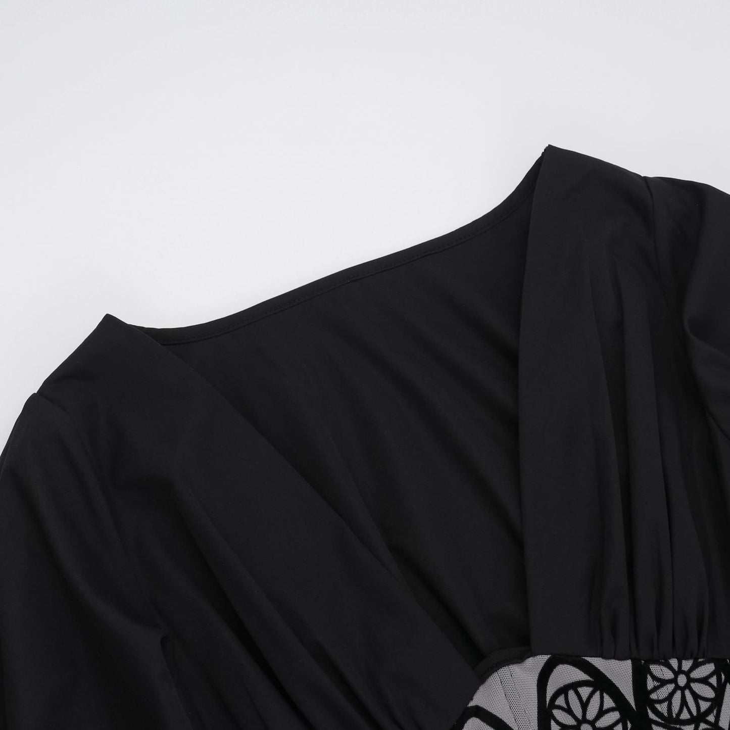 Classic Vintage & Enduringly Stylish Dress