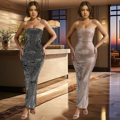 Beautifully Finished Dress in a Timeless Design