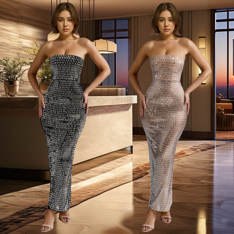 Beautifully Finished Dress in a Timeless Design