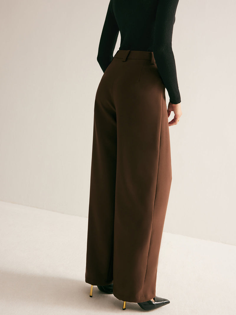 Classic Vintage Pants with a Flattering Fit