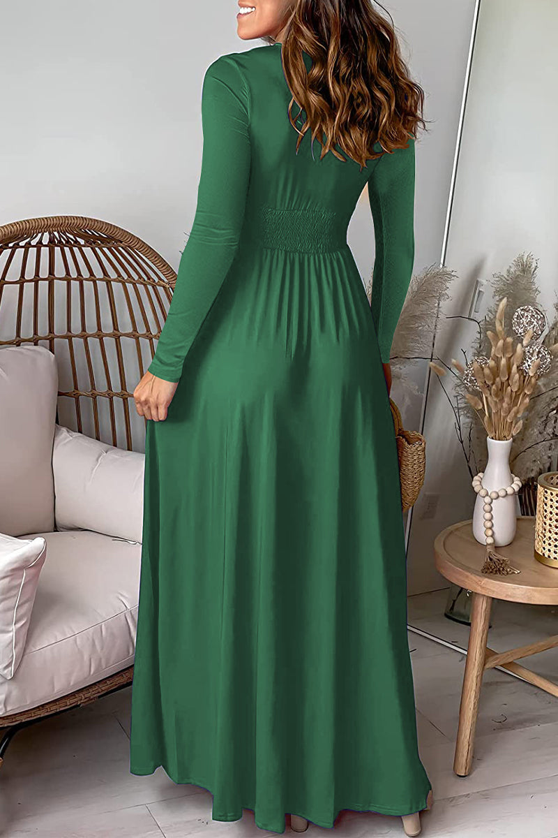 Beautifully Crafted Dress in a Classic Style