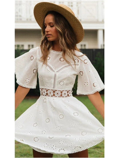 Sophisticated Dress with a Clean Classic Look
