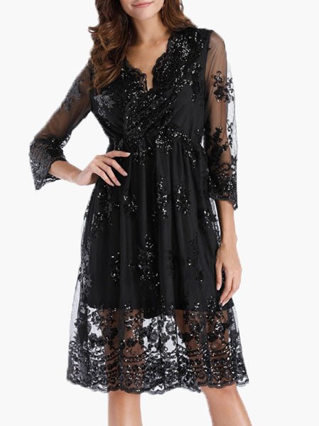 Well Tailored Dress with a Graceful Silhouette
