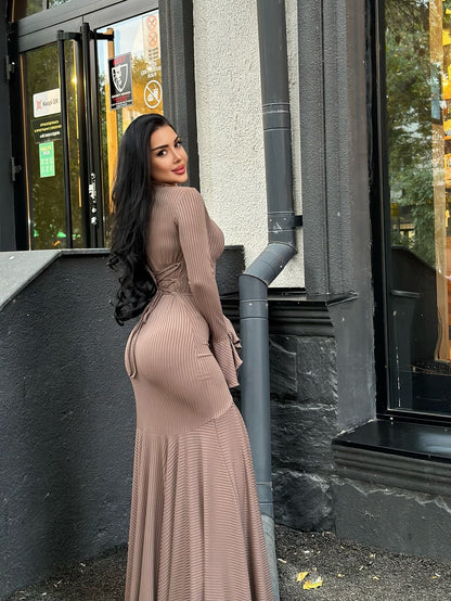 Polished Dress with an Effortless Classic Look