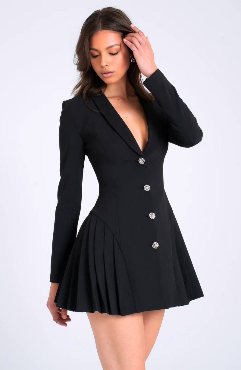 Sophisticated Dress with a Clean Classic Look