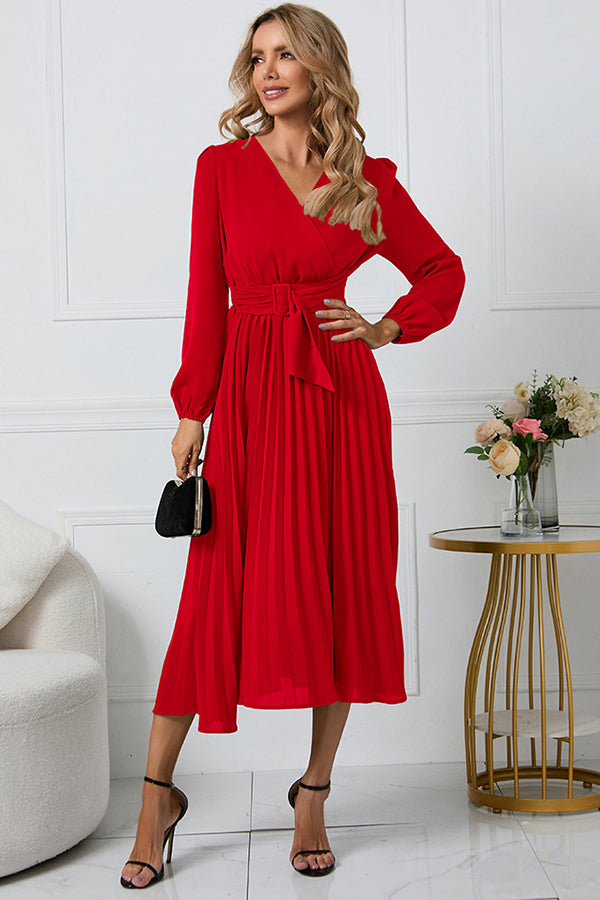 Sophisticated Dress with a Clean Classic Look