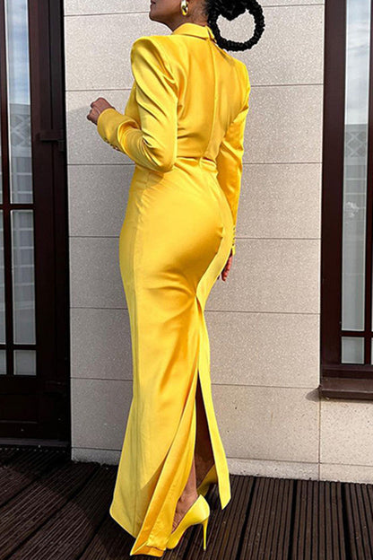 Beautifully Finished Dress in a Timeless Design