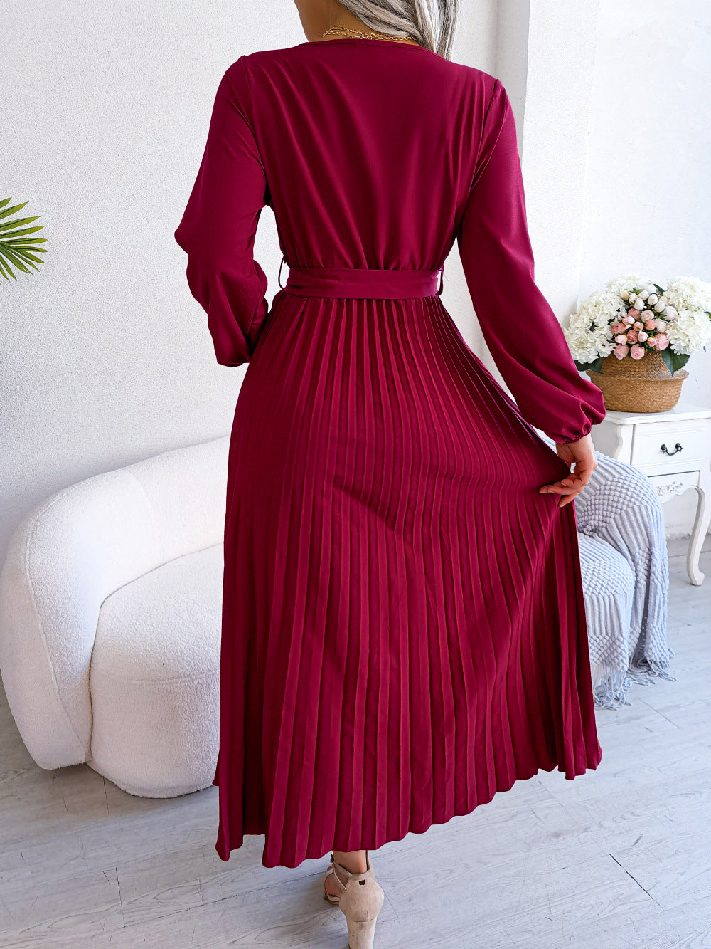 Gracefully Styled Dress for Any Occasion
