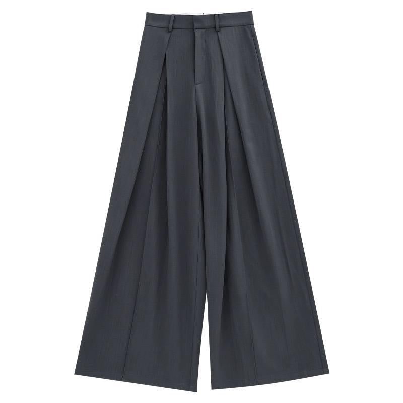 Beautifully Crafted Pants in a Classic Style