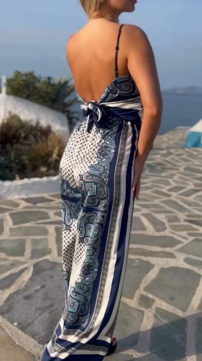 Gracefully Styled Garment for Any Occasion