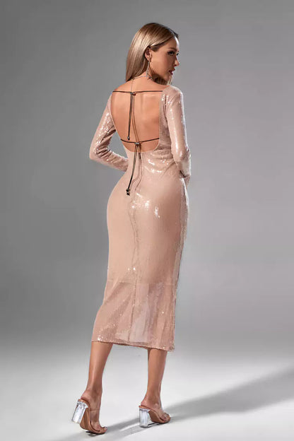 Gracefully Styled Dress for Any Occasion