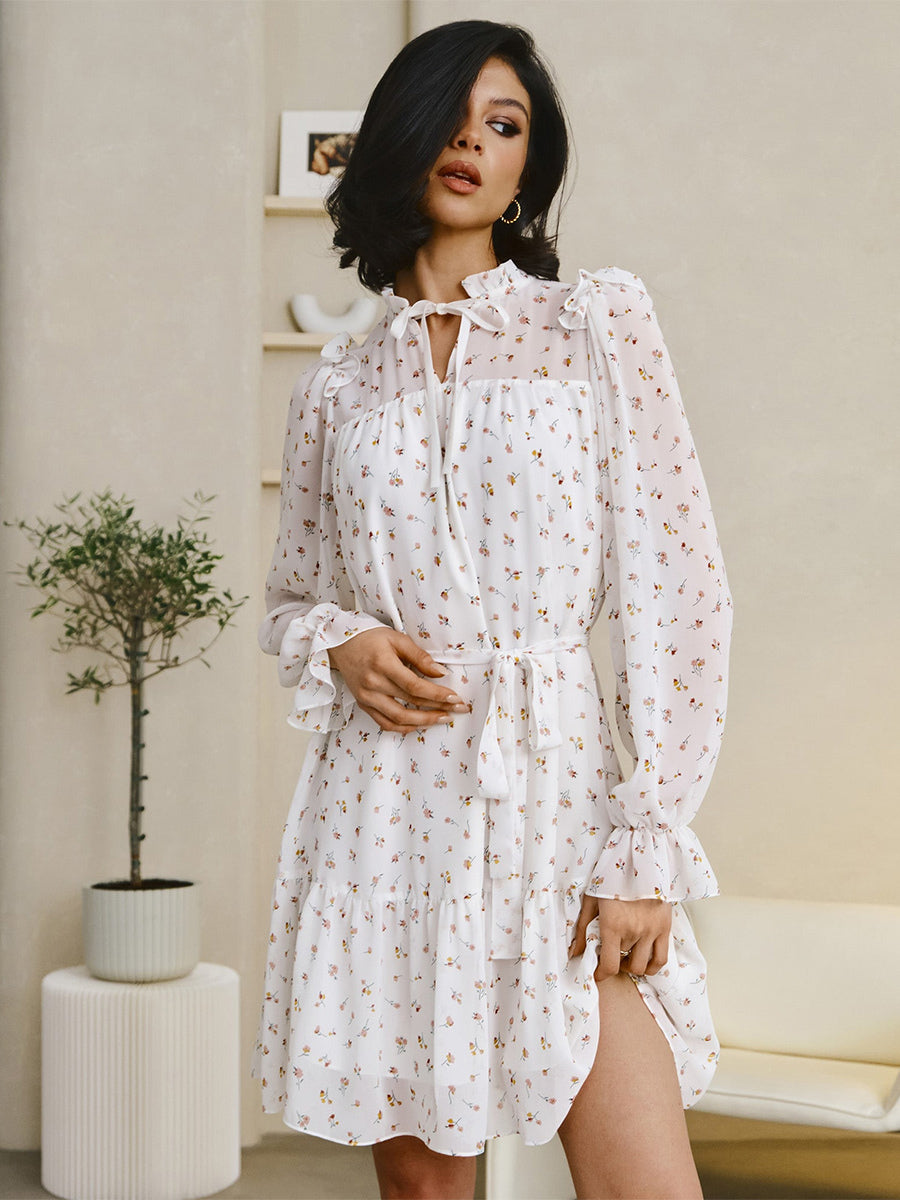 Well Tailored Dress with a Graceful Silhouette