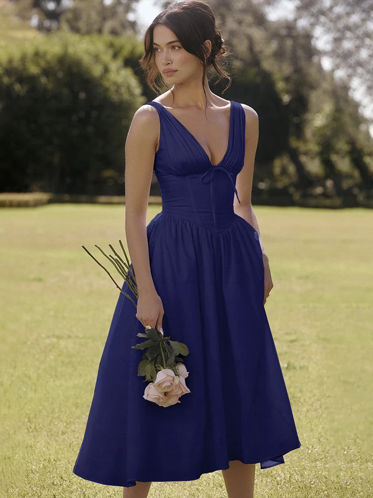 Sophisticated Dress with a Clean Classic Look