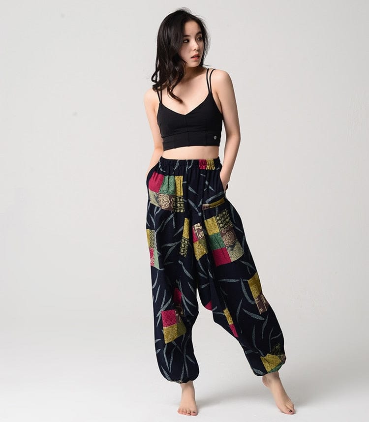 Classic Vintage Pants with a Flattering Fit