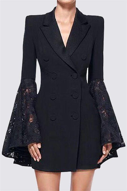 Sophisticated Dress with a Clean Classic Look