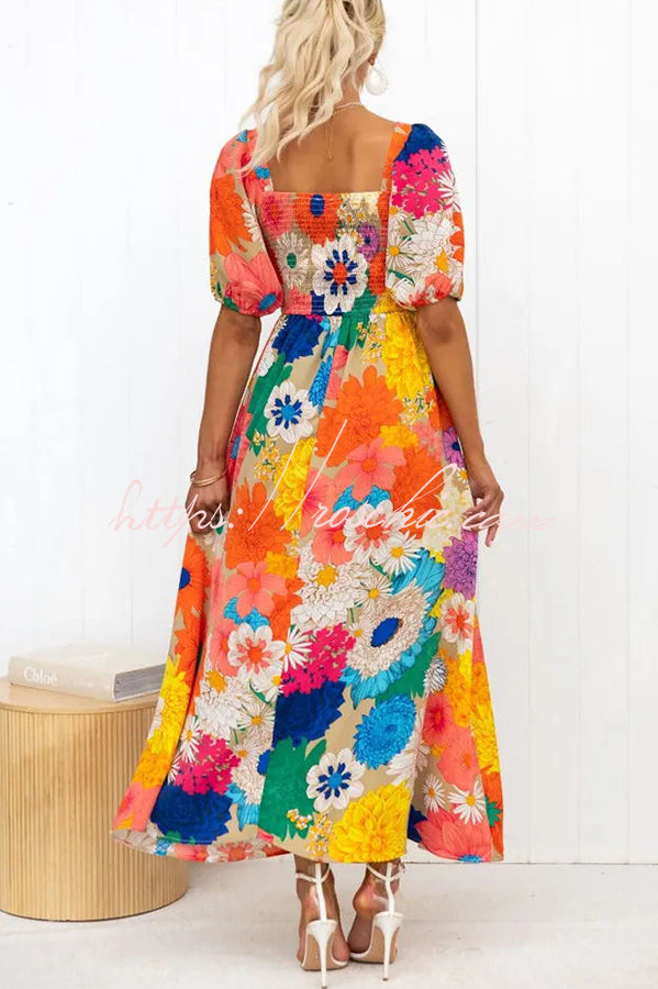 Classic Vintage Dress with a Flattering Fit