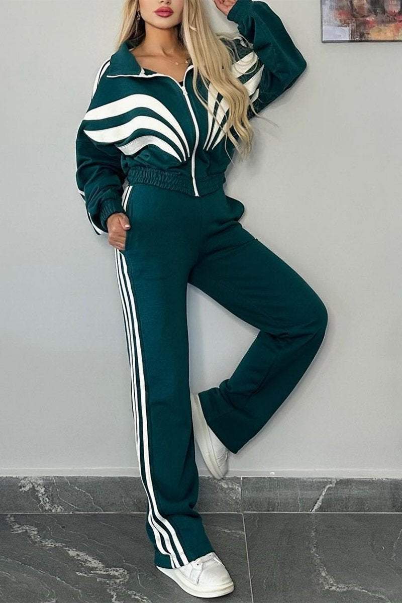 Polished Pants with an Effortless Classic Look