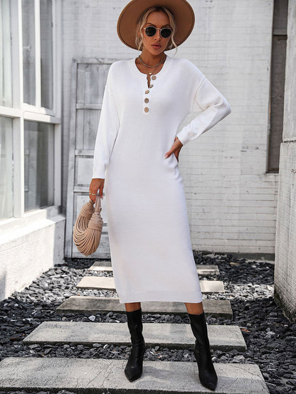 Classic Vintage Sweater with a Flattering Fit