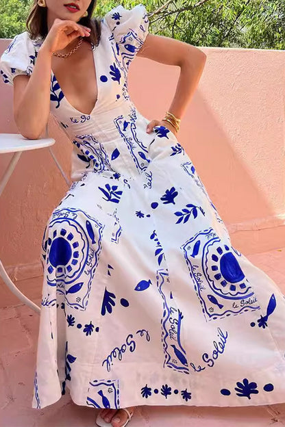 Classic Vintage Dress with a Flattering Fit