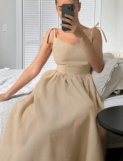 Sophisticated Dress with a Clean Classic Look