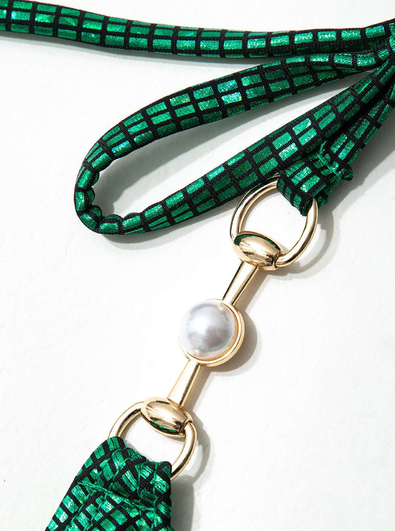 Sophisticated Garment with a Clean Classic Look