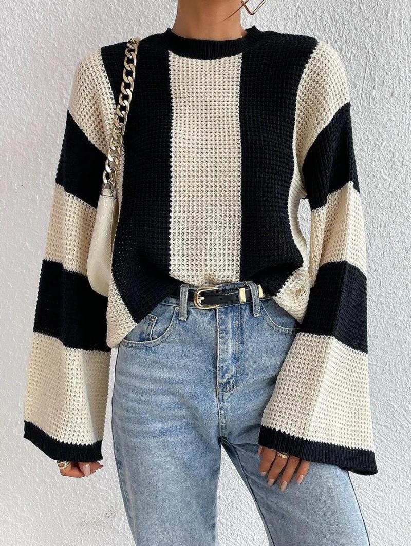 Classic Vintage Sweater with a Flattering Fit