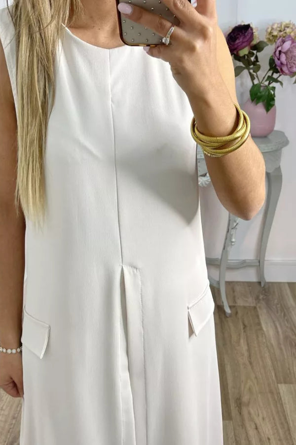 Beautifully Crafted Garment in a Classic Style
