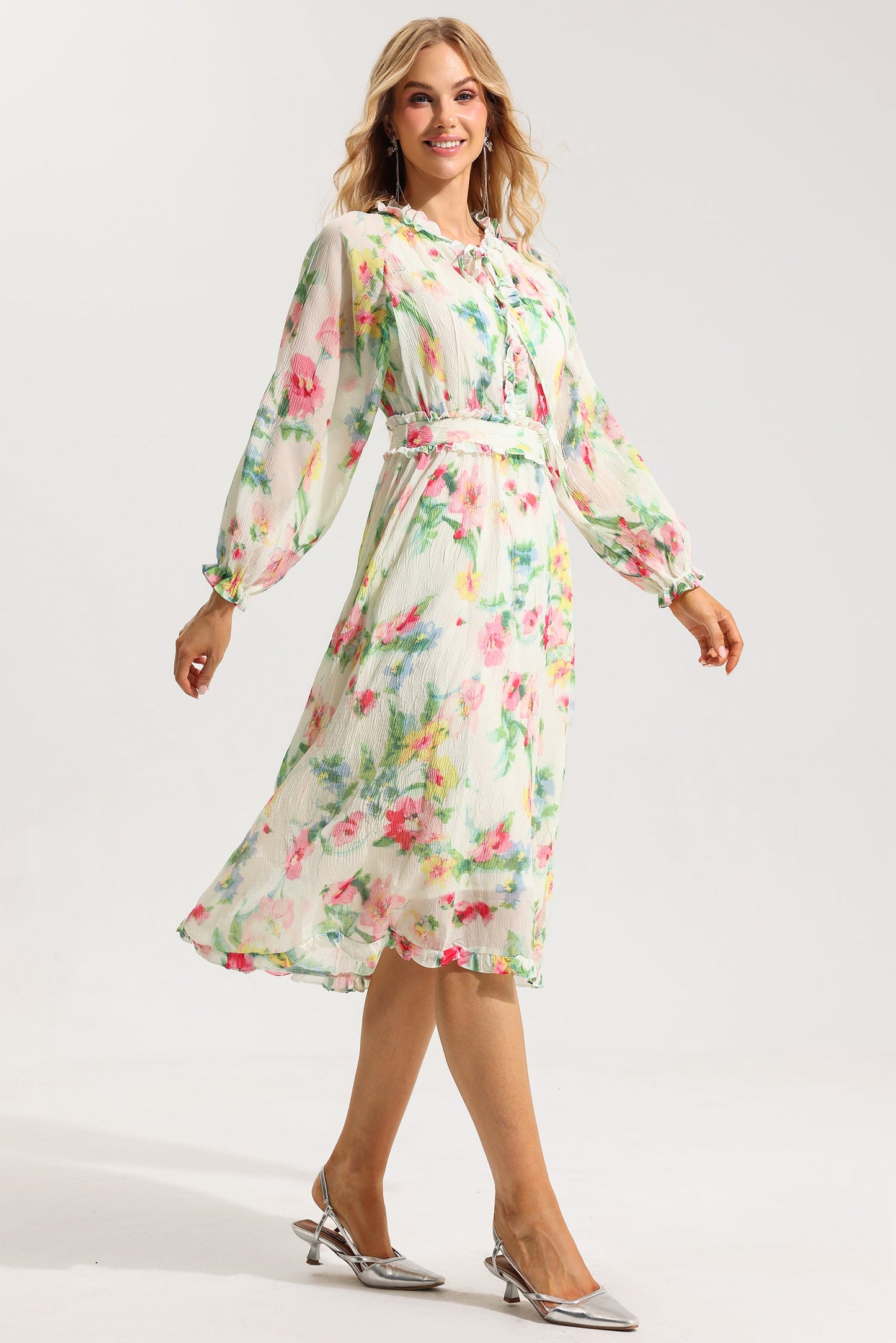 Sophisticated Dress with a Clean Classic Look