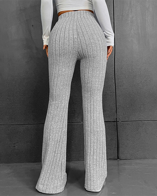 Gracefully Styled Pants for Any Occasion
