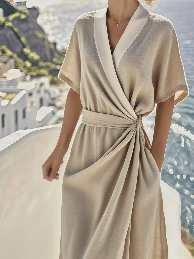 Effortlessly Elegant Dress with a Timeless Design