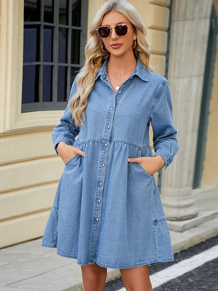 Beautifully Finished Dress in a Timeless Design