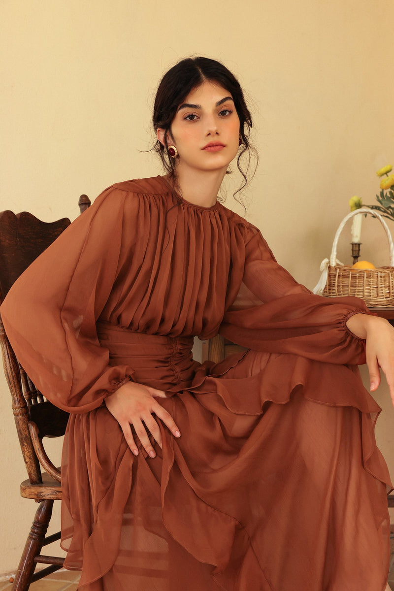 Beautifully Crafted Dress in a Classic Style