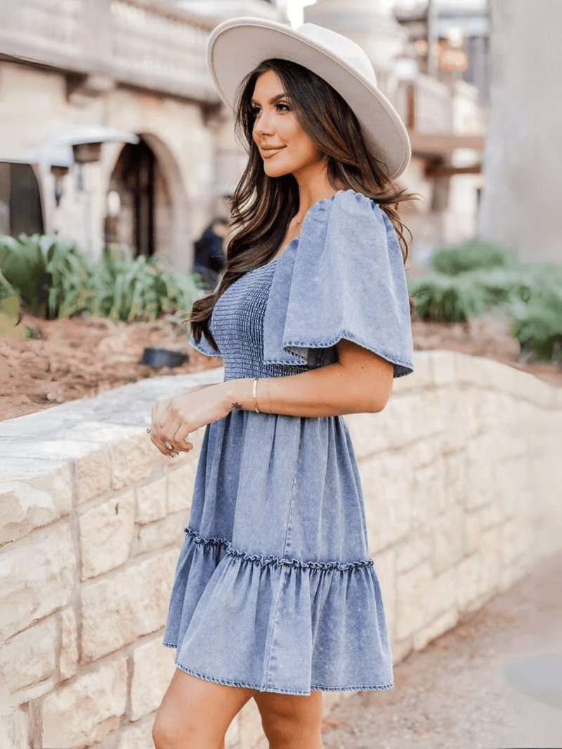 Polished Dress with an Effortless Classic Look