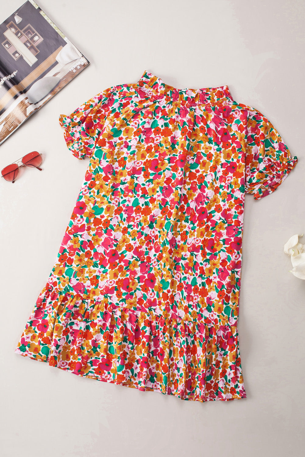Well Tailored Dress with a Graceful Silhouette