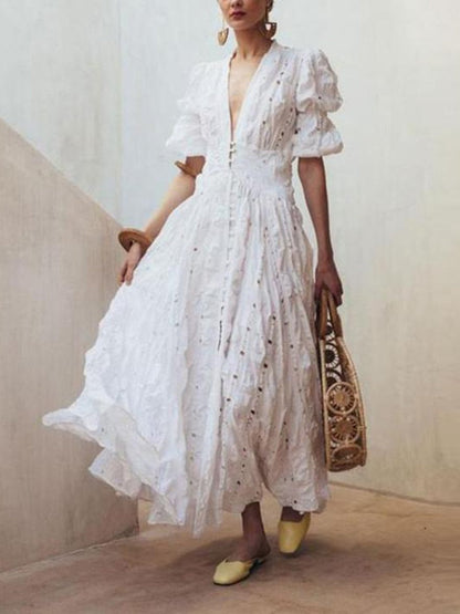 Classic Vintage Dress with a Flattering Fit