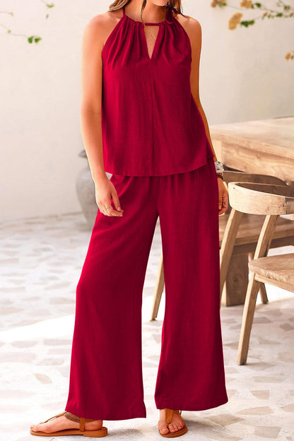 Effortlessly Elegant Pants with a Timeless Design