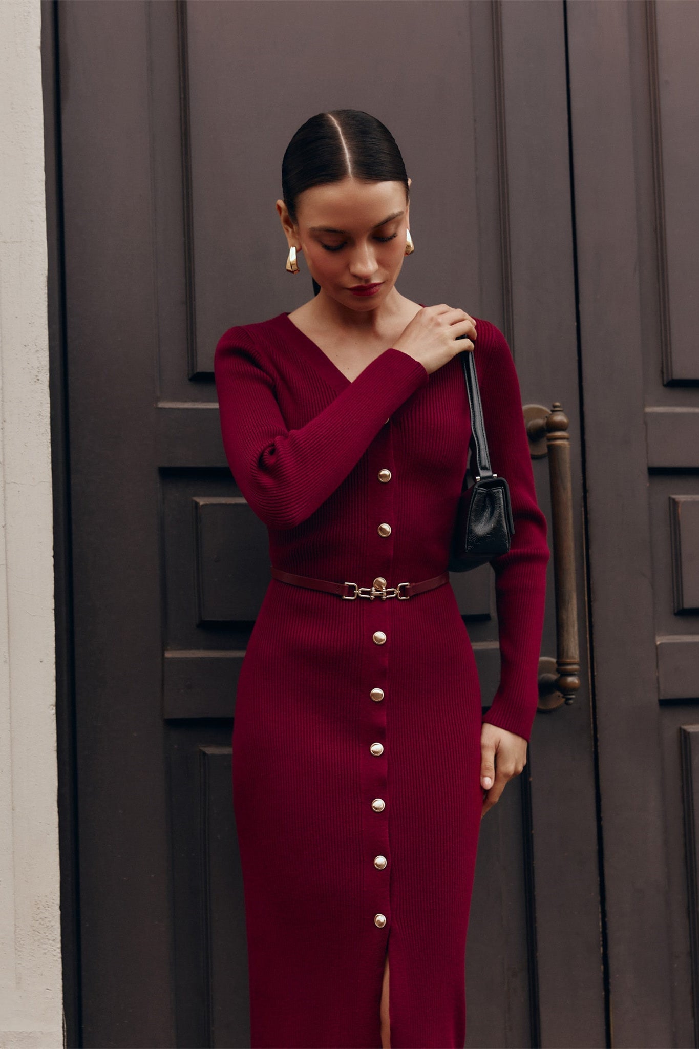 Gracefully Styled Dress for Any Occasion