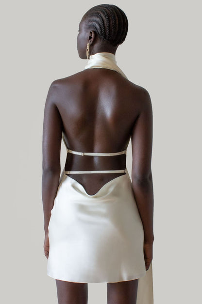 Classic Vintage & Enduringly Stylish Dress