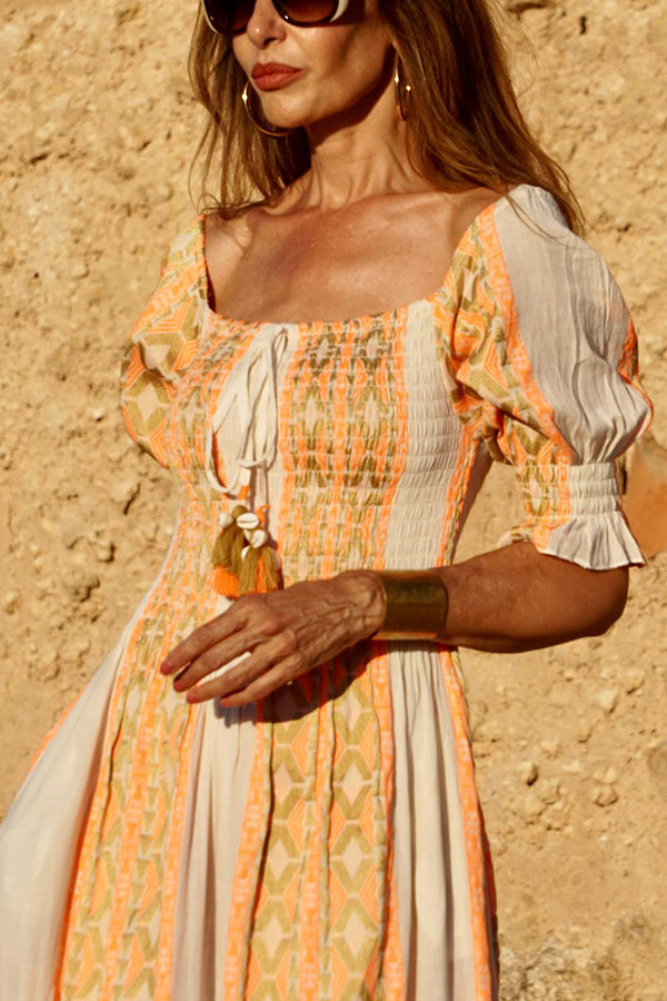 Classic Vintage & Enduringly Stylish Dress