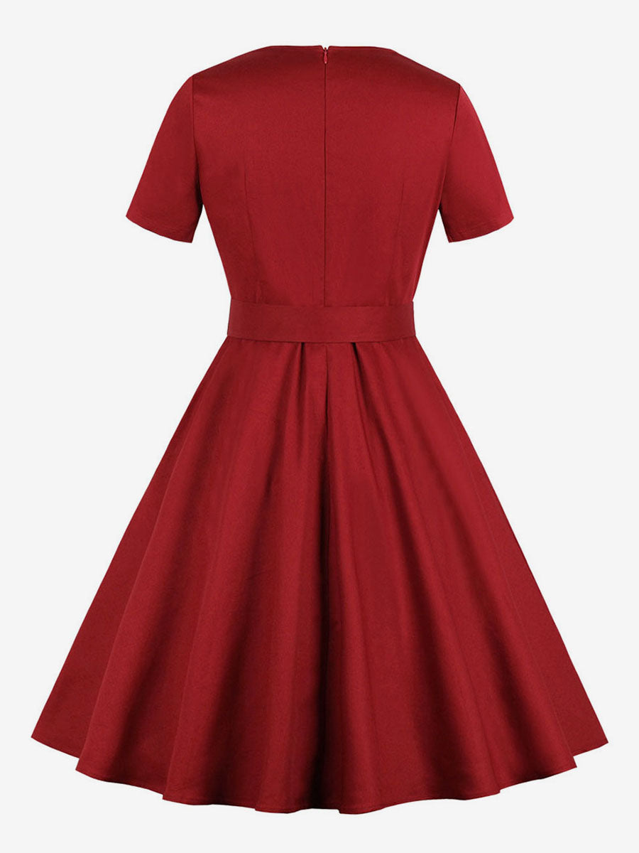 Sophisticated Dress with a Clean Classic Look
