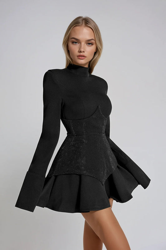 Beautifully Finished Dress in a Timeless Design