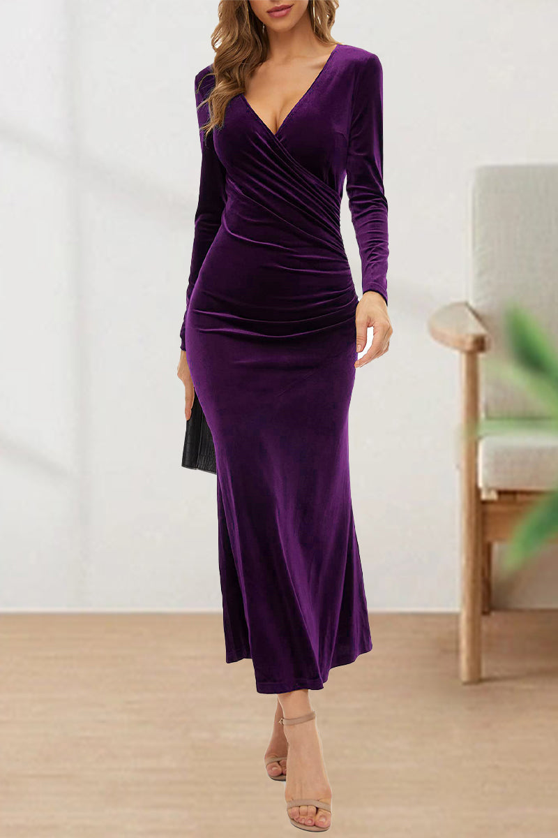 Effortlessly Elegant Dress with a Timeless Design