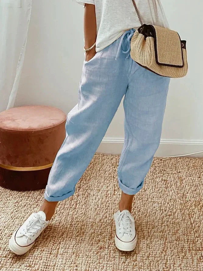 Classic Vintage Pants with a Flattering Fit