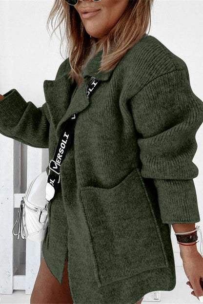 Well Tailored Cardigan with a Graceful Silhouette