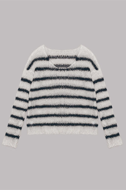 Beautifully Crafted Sweater in a Classic Style